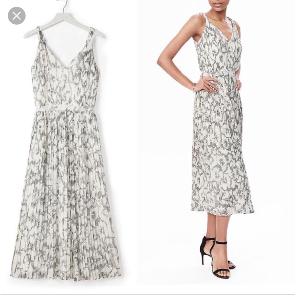 Banana Republic Black & White dress